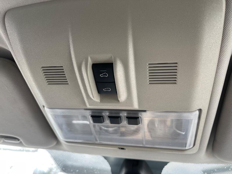 LAND ROVER DISCOVERY 4