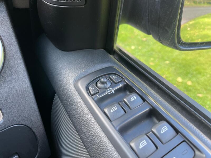 LAND ROVER DISCOVERY 4
