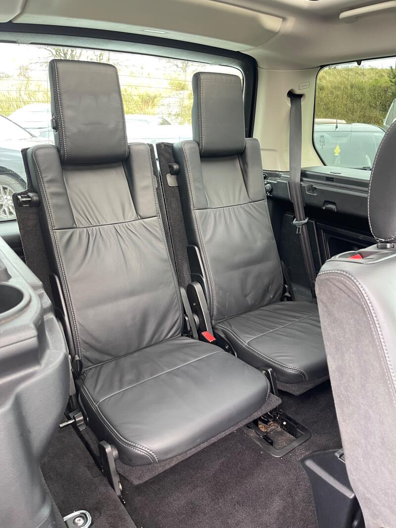 LAND ROVER DISCOVERY 4