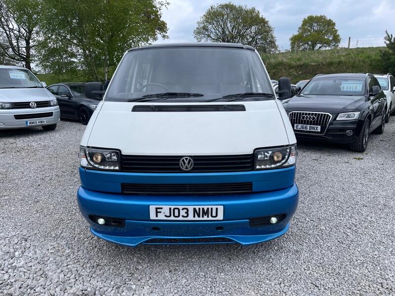 VOLKSWAGEN TRANSPORTER