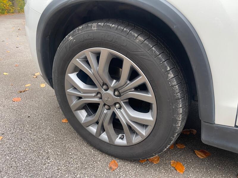 MITSUBISHI ASX