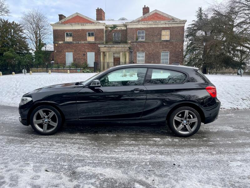 BMW 1 SERIES