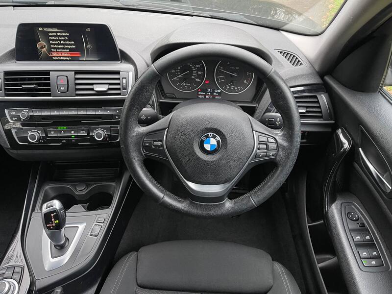 BMW 1 SERIES