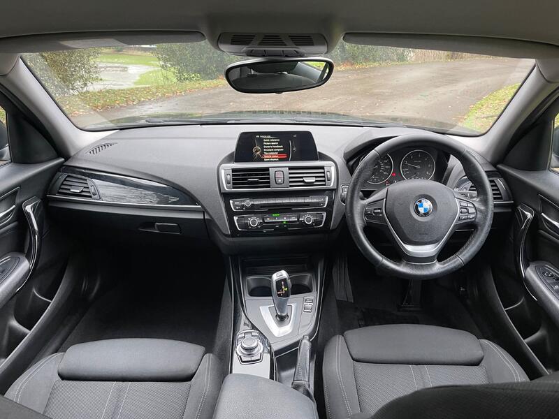 BMW 1 SERIES