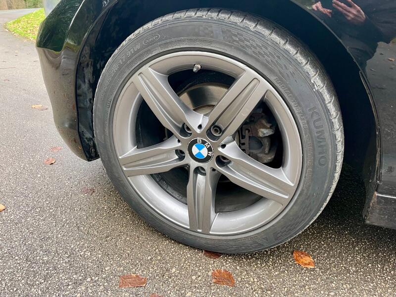 BMW 1 SERIES