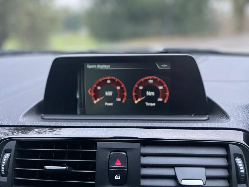 BMW 1 SERIES
