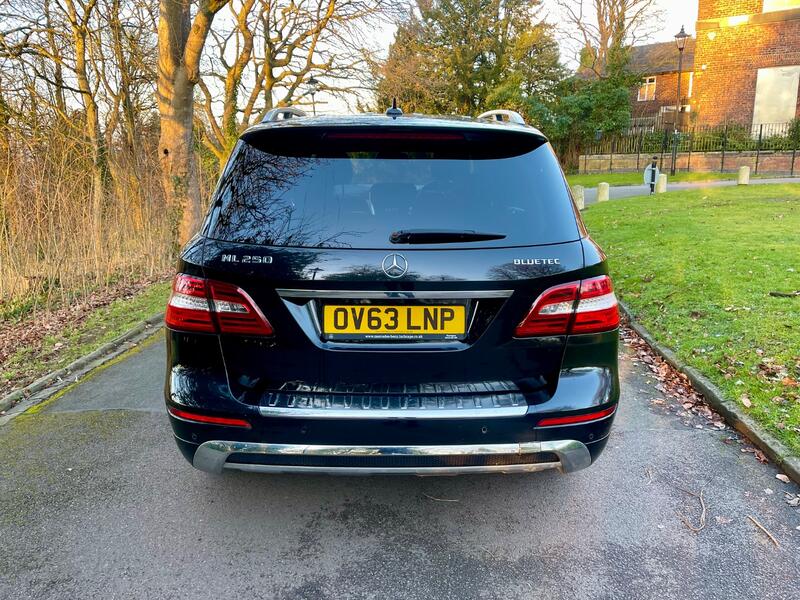 MERCEDES-BENZ M CLASS