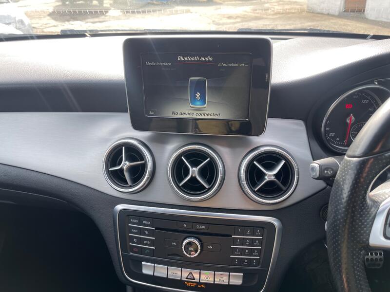 MERCEDES-BENZ CLA