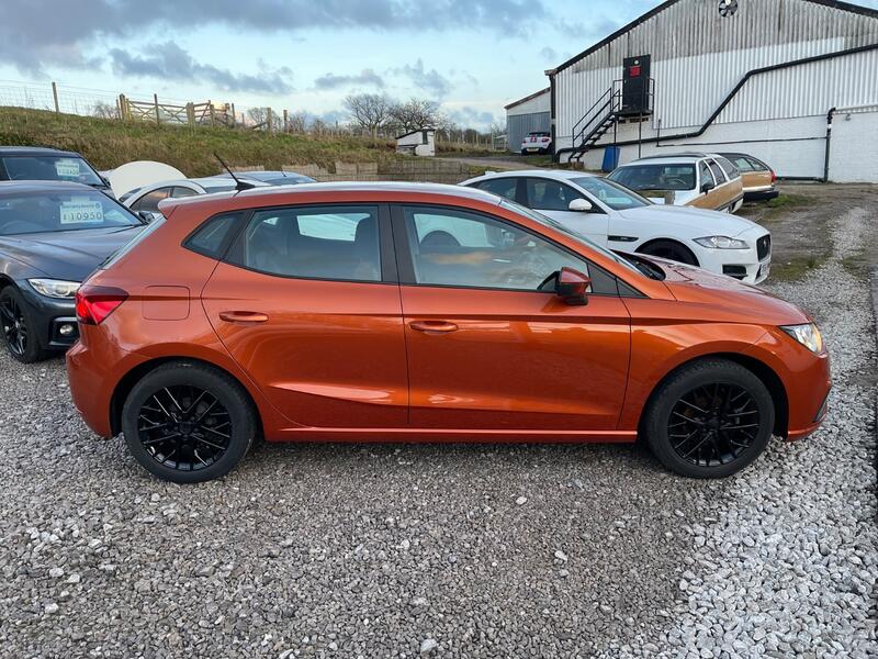 SEAT IBIZA