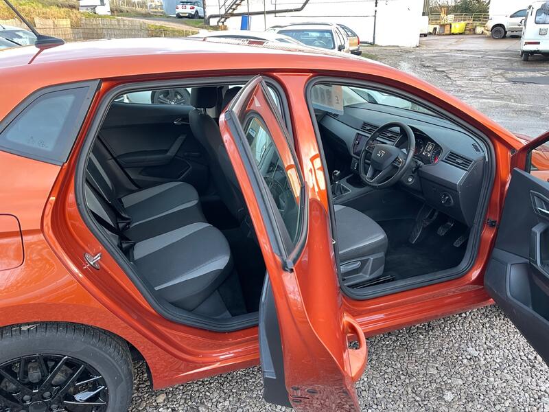 SEAT IBIZA