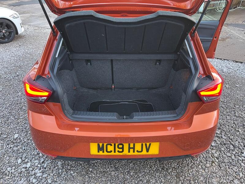 SEAT IBIZA