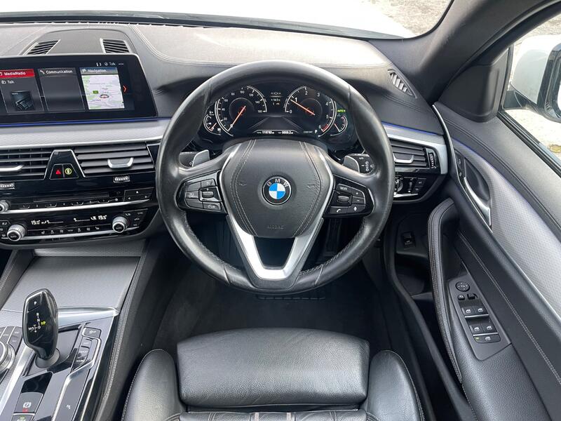 BMW 5 SERIES