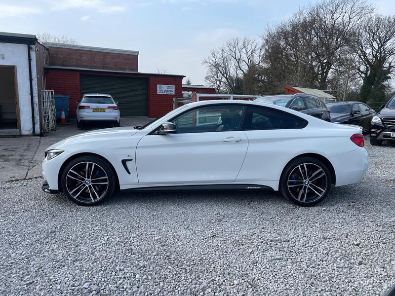 BMW 4 SERIES