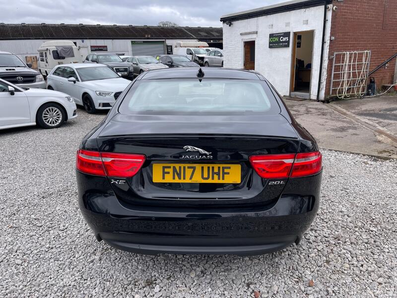 JAGUAR XE