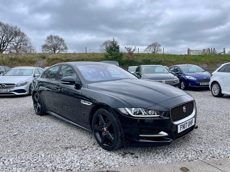 JAGUAR XE