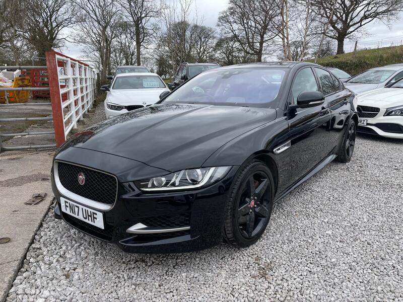 JAGUAR XE